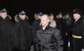 Владимир Путин приветствует сдаточную команду корабля